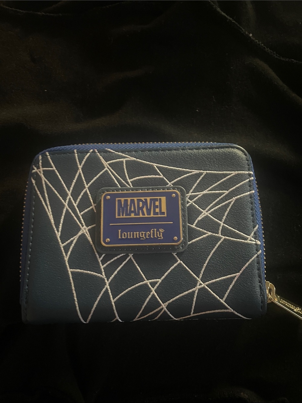 Spider-Man loungefly/marvel - Picture 2 of 3